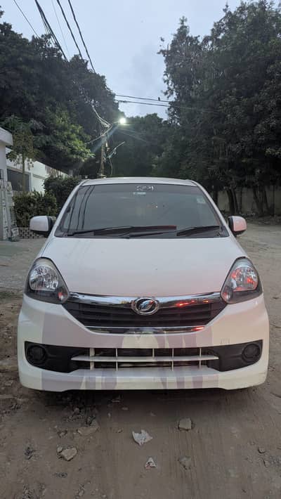 Daihatsu Mira 2015