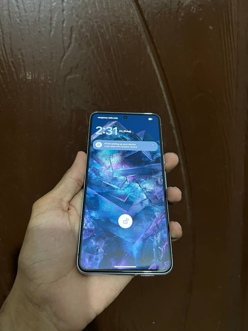 Google Pixel 8 Pro 2