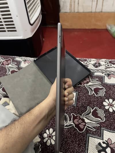 Ipad12@