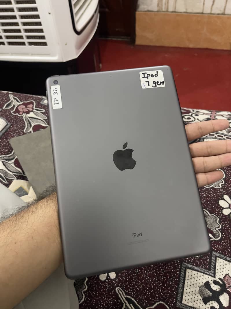 Ipad12@ 4