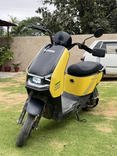 REVOO A10 2025