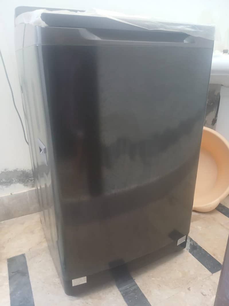 Haier 12kg fully Automatic Washingmachine 0