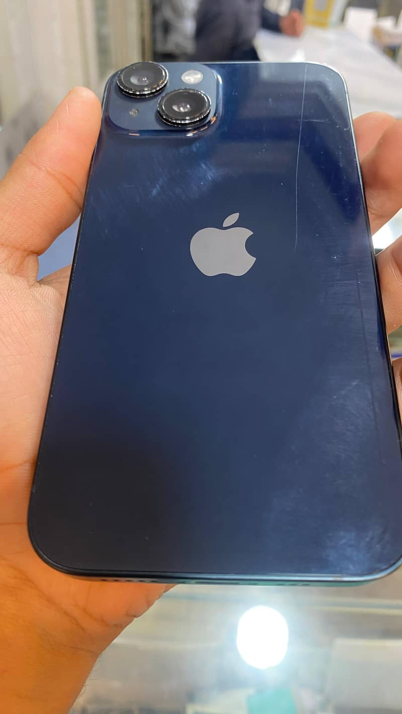 Apple iPhone 14 4