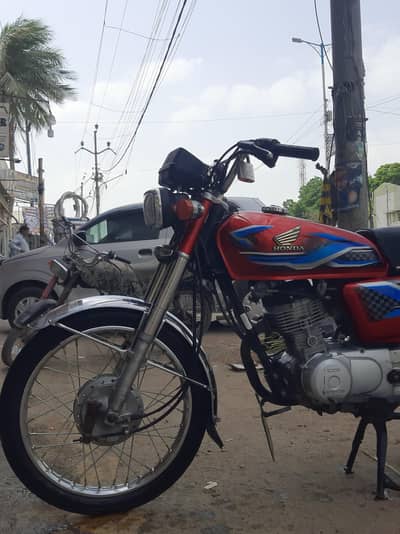 Honda CG 125 2023