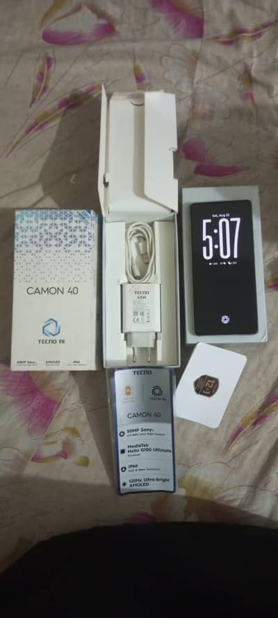 Tecno CAMON 40