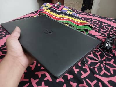 Dell latitude E7470 urgently sell