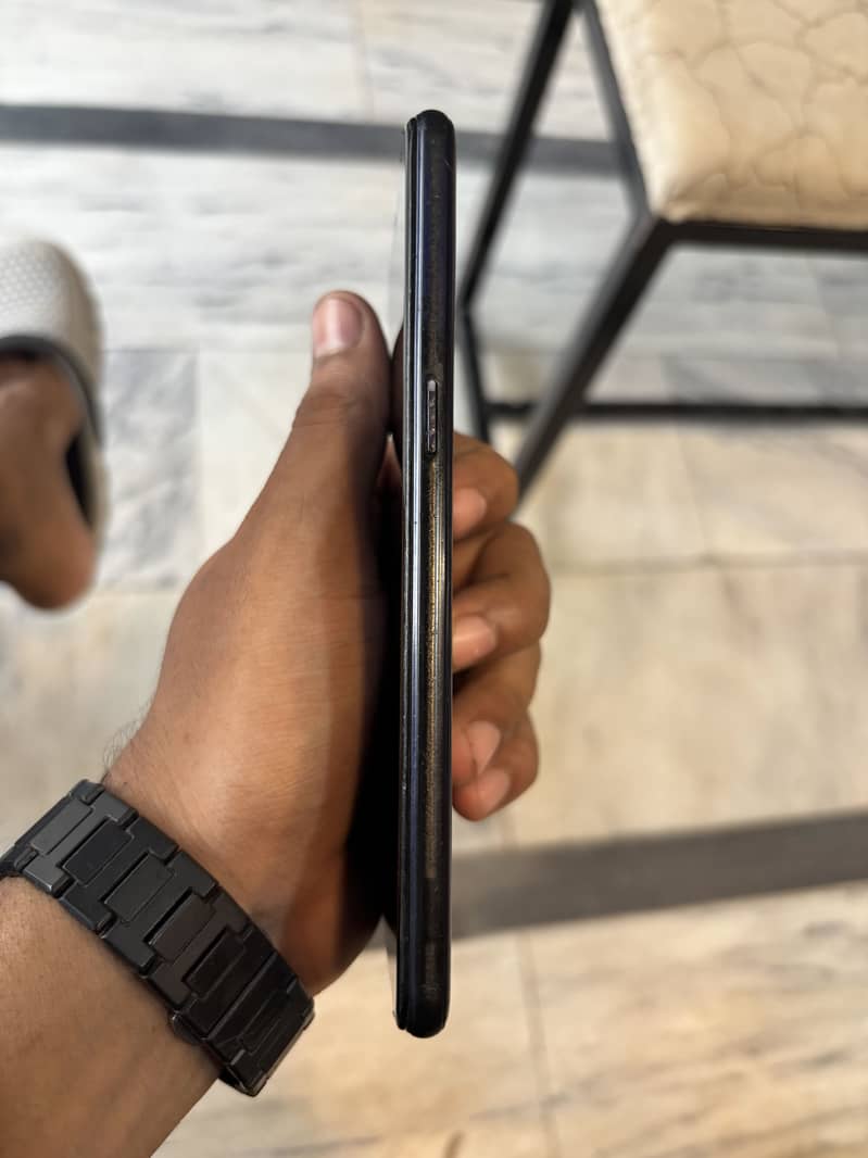 OPPO A3s 1