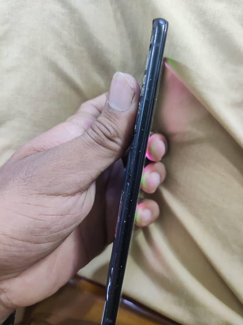 One Plus 9R 1