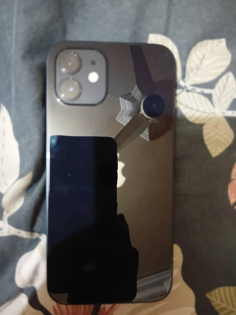 Apple iPhone 12 5