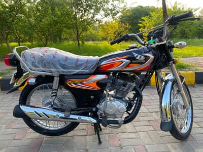 Honda 125cc bike for sale WhatsApp 0311=47=56=319