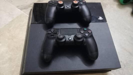 PS4 500GB | Excellent Condition | Controller + HDMI Included + 1 game