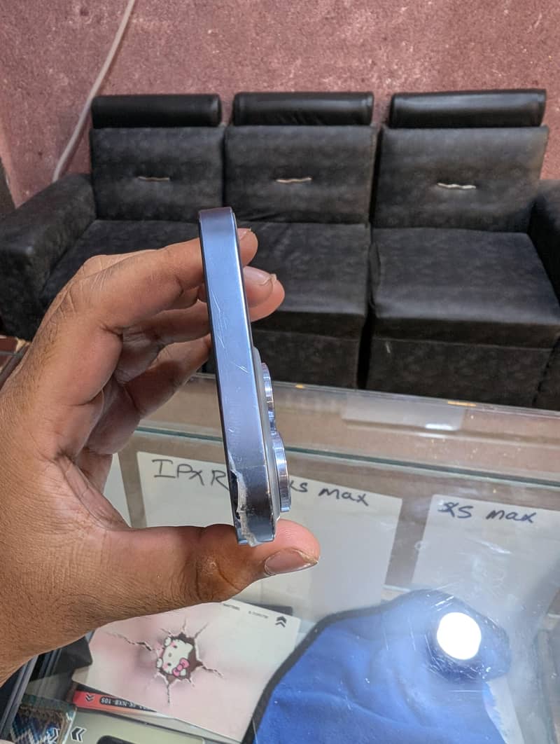 Apple iPhone 13 Pro 0