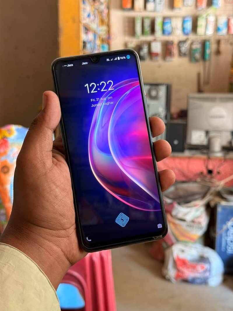 Vivo V21e 1