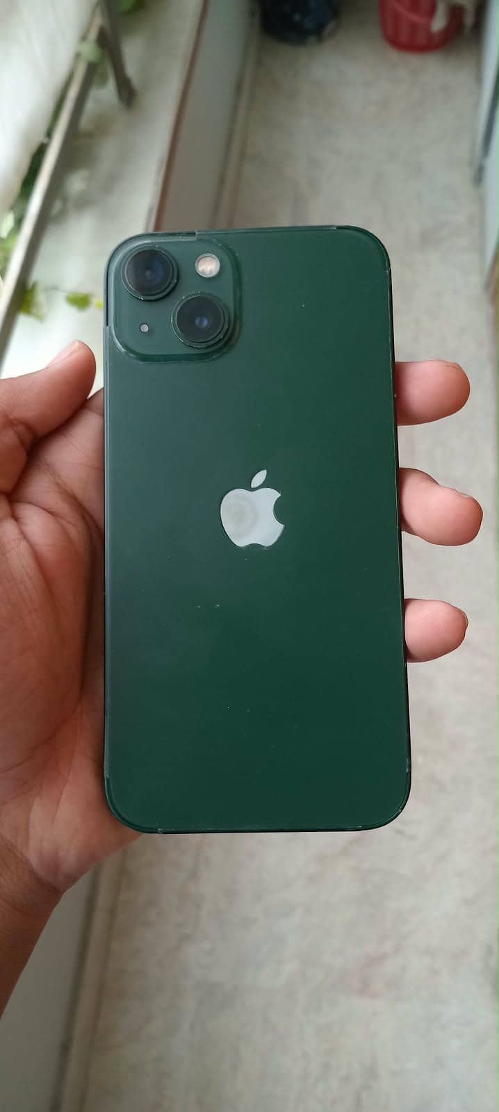 Apple iPhone 13 1