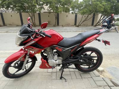 Super power 150 archi