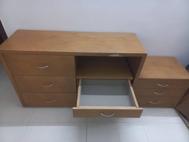 2 Bedside Table with Dressing table set 2