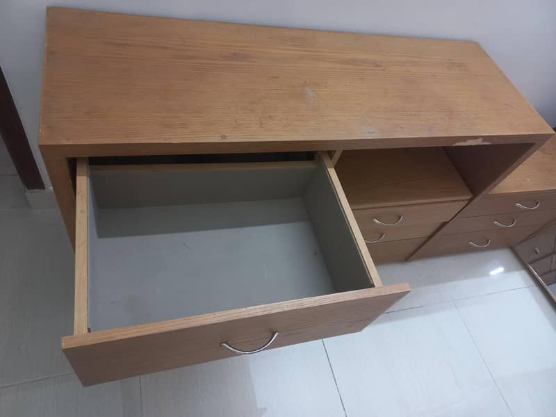 2 Bedside Table with Dressing table set 3