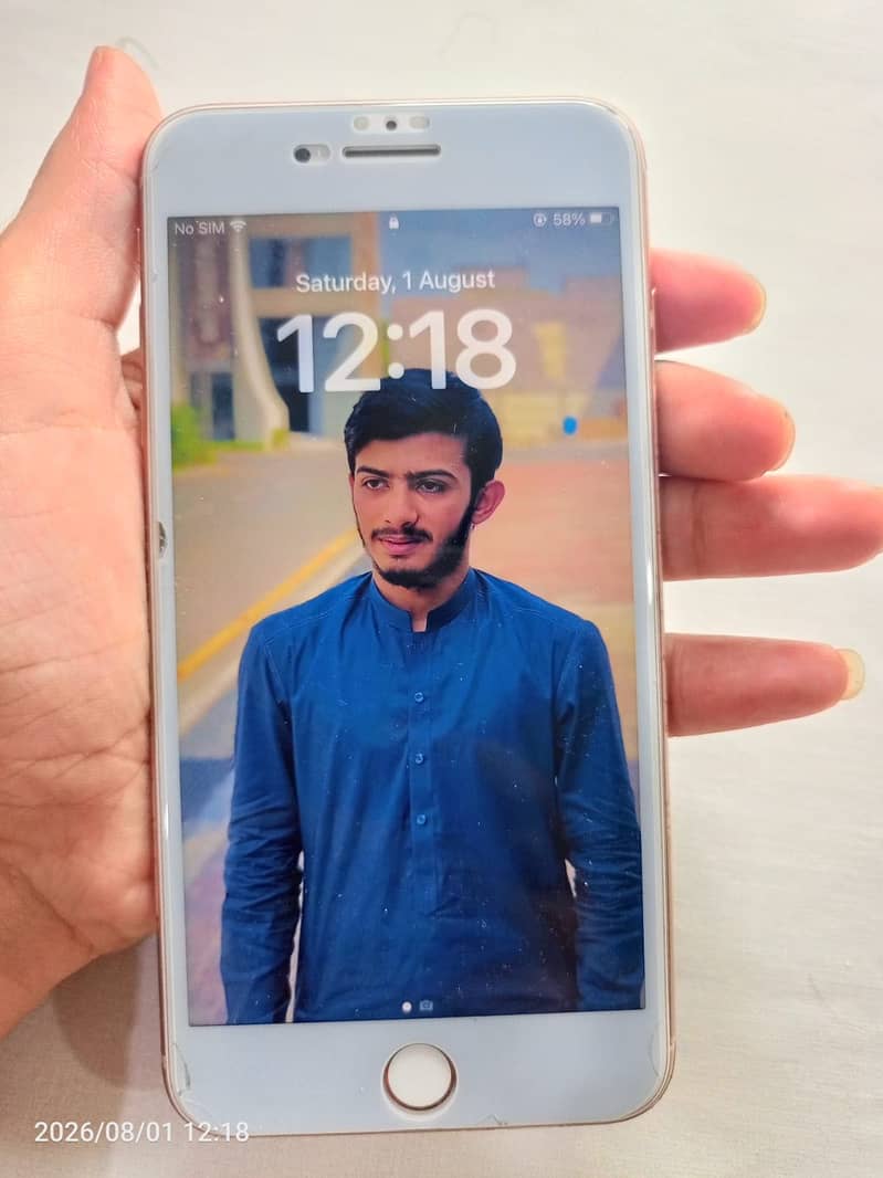 Apple iPhone 8 Plus 5