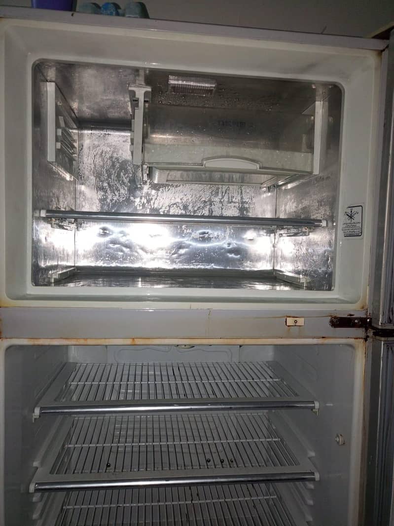 Dawlance Refrigerator 0