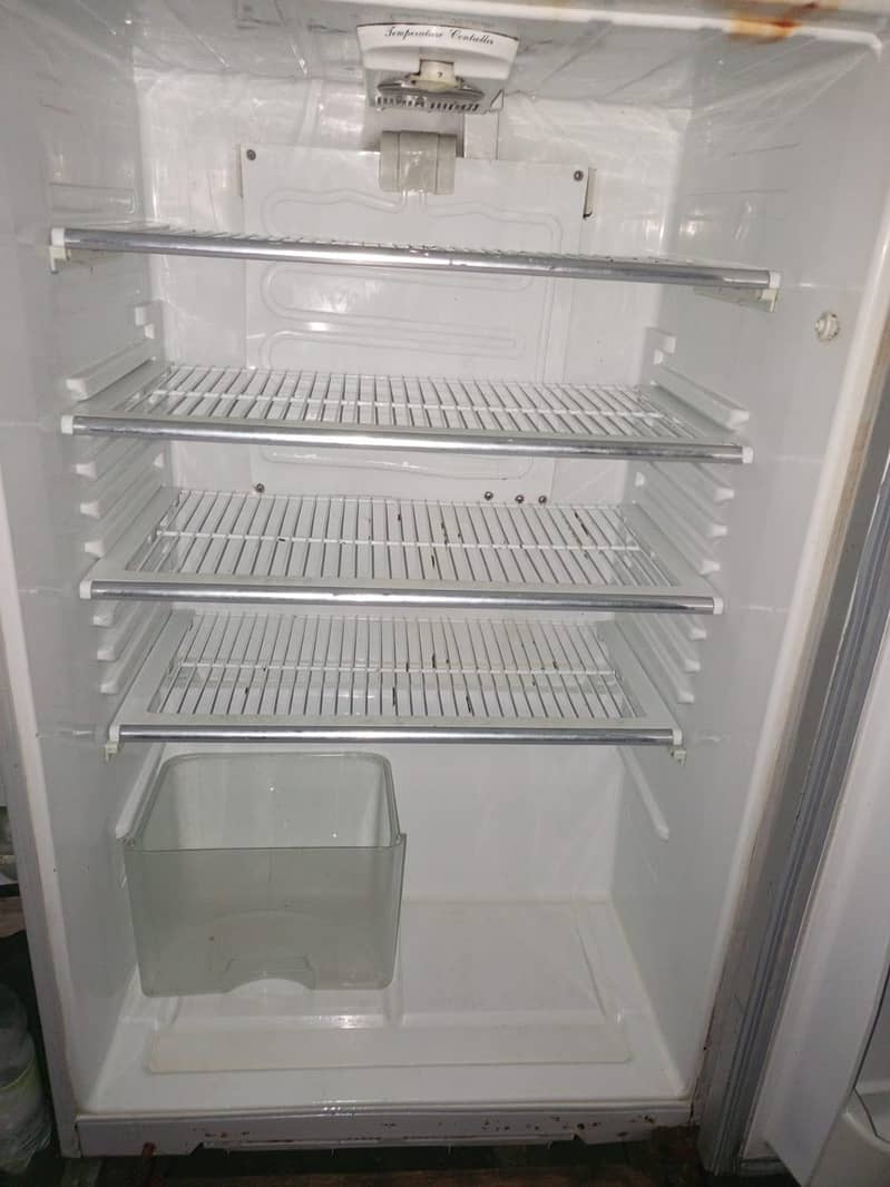 Dawlance Refrigerator 1