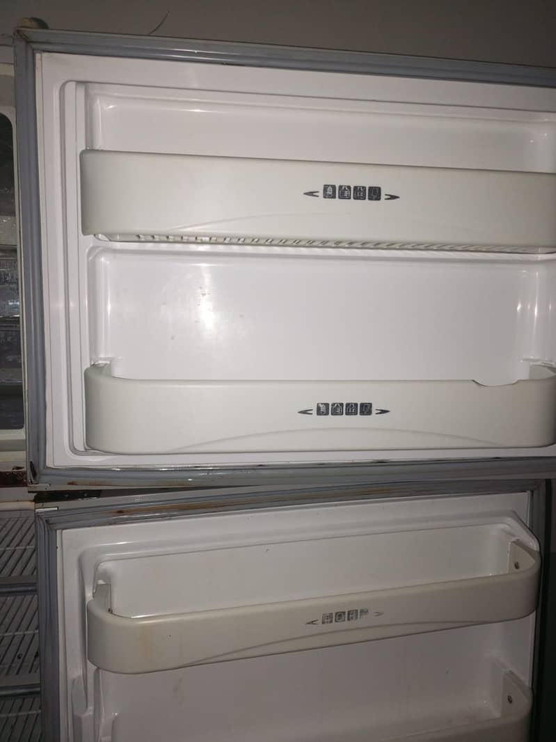 Dawlance Refrigerator 2