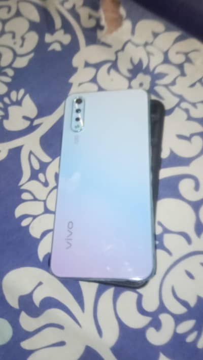 Vivo S1