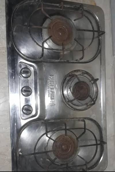 heavy steel stove. . 100 ok ‍ running condition. . 0300.0036846