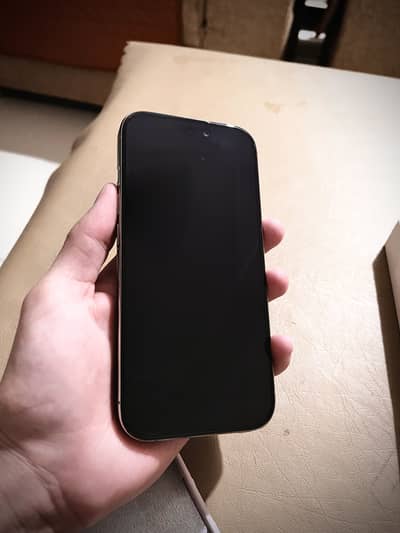 Apple iPhone 16 Pro