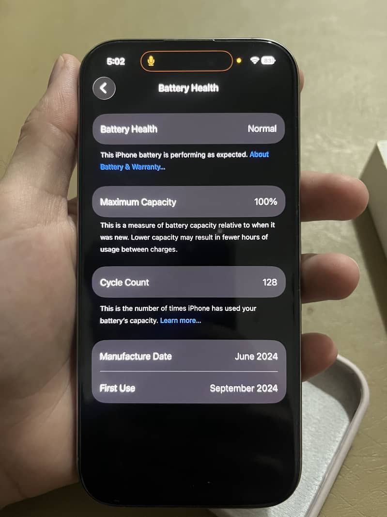 Apple iPhone 16 Pro 3