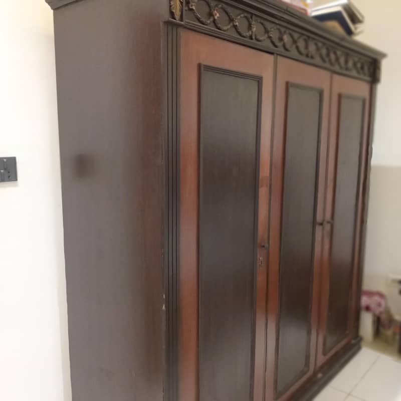 Complete King Size Solid Bed Room Set 4