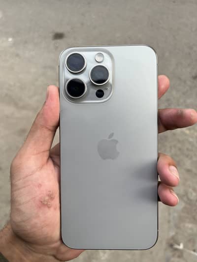 Apple iPhone 15 Pro Max