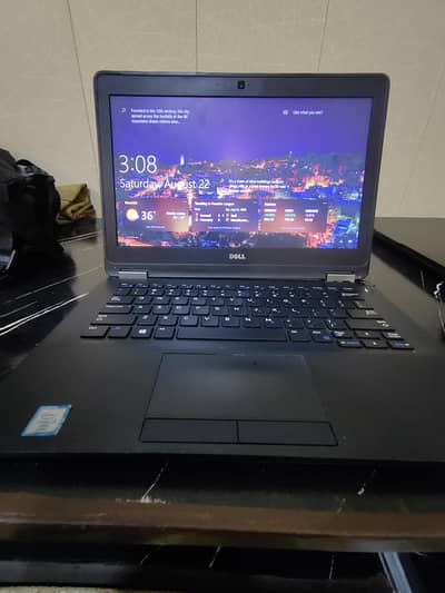 Dell Latitude E7270 – Core i7 | 8GB RAM | 256GB SSD