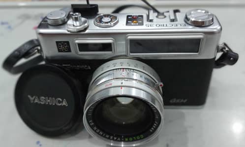 YASHICA ELECTRO 35