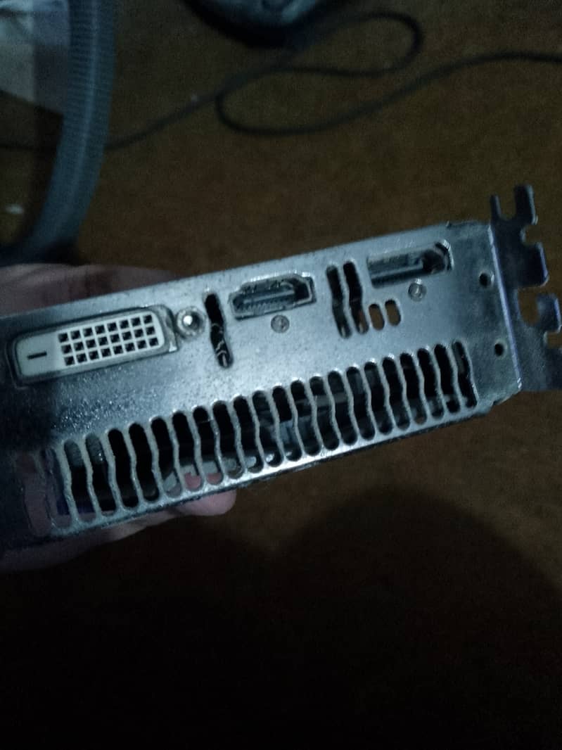 RX 560 (working condition with artifacts) 4