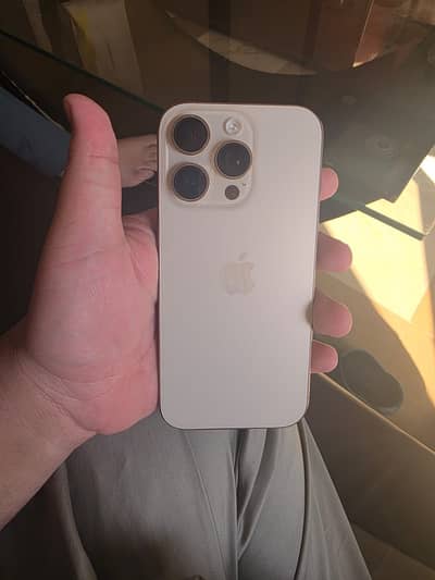 Apple iPhone 16 Pro