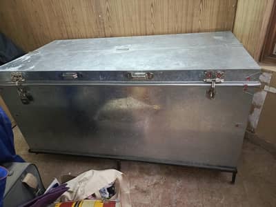 Peti for sale