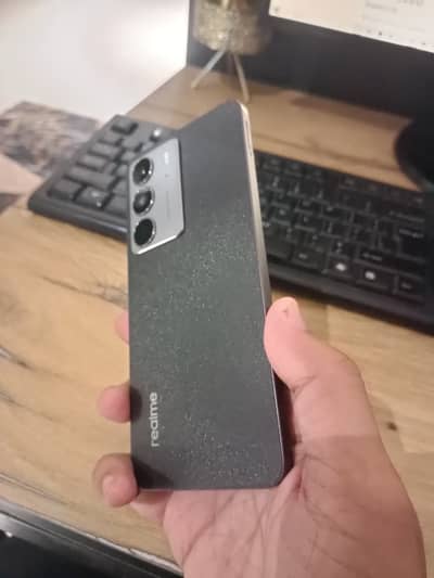 Realme C75