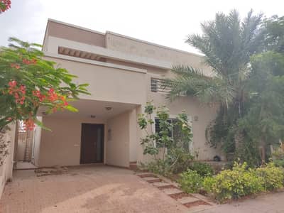 Prime Location 200 Square Yards Villas Available For Sale in Precinct-11a Bahria Town Karachi