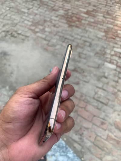 Apple iPhone XS