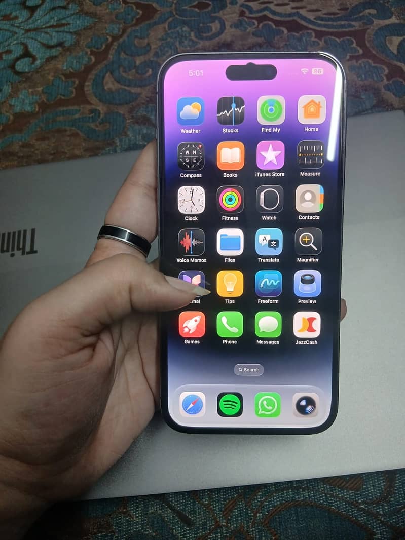 Apple iPhone 14 Pro Max 1