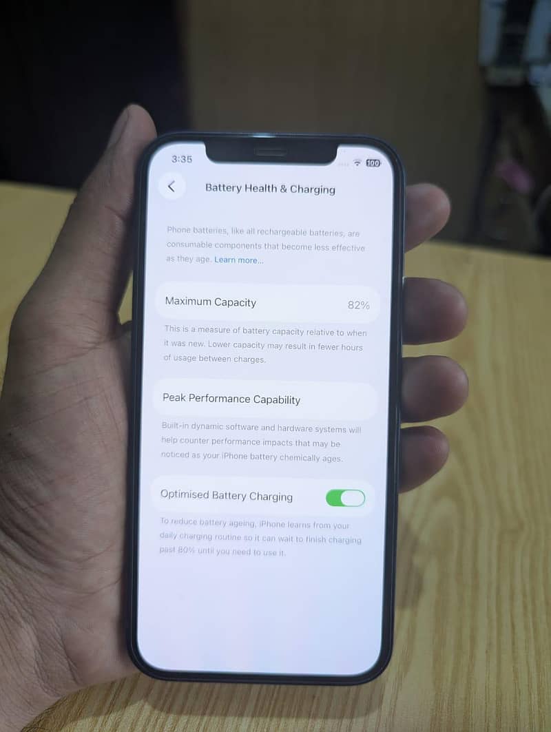 Apple iPhone 12 3