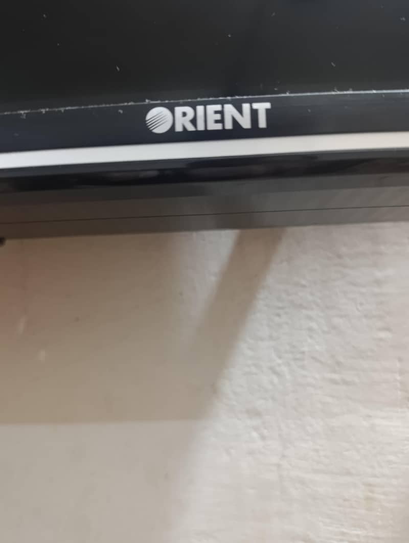 Orient led 32 3