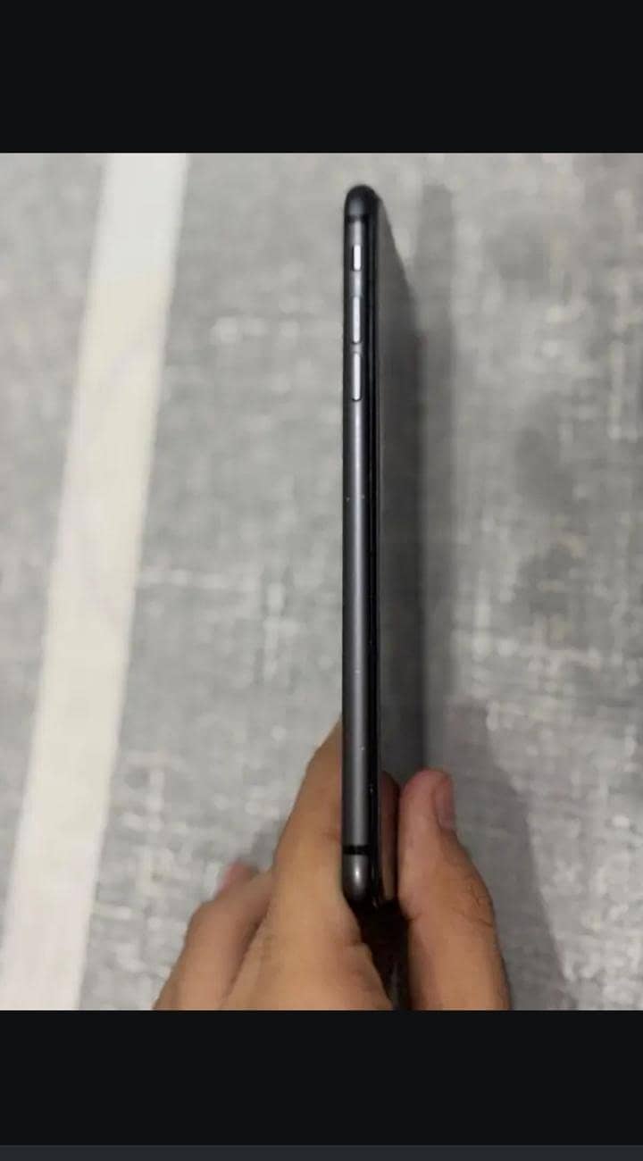 Apple iPhone 8 Plus 2