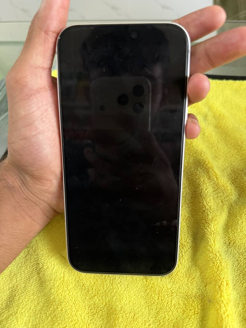 Apple iPhone 17 Pro Max 1