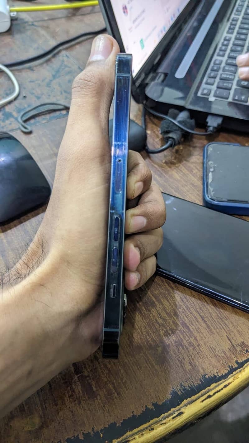 iPhone 13 Pro FU 4