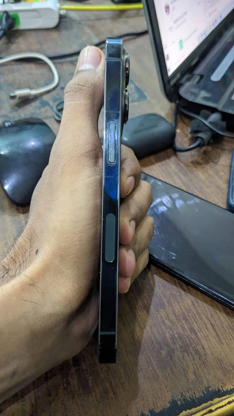 iPhone 13 Pro FU 6