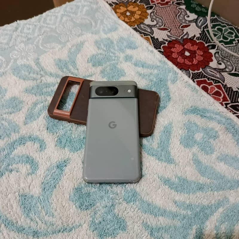 Google Pixel 8 10