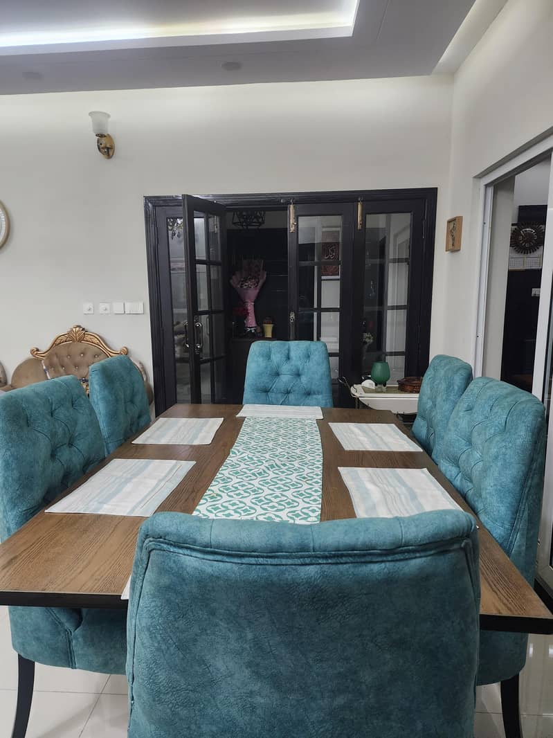 dining table 0