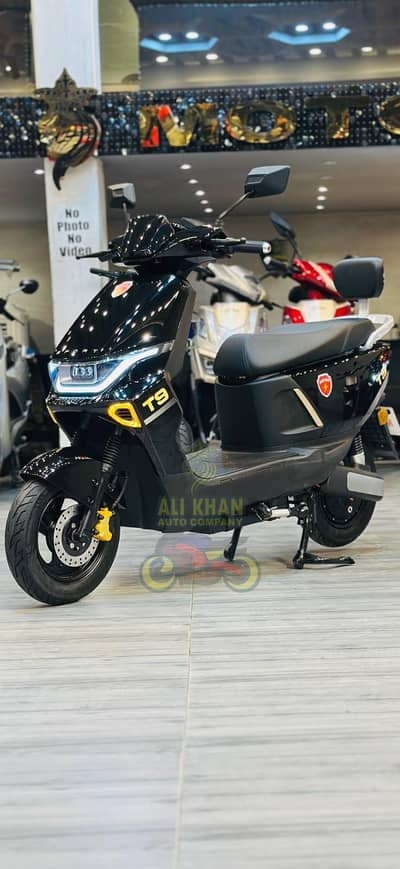 SCOOTY SCOOTER LADIES GENTS MALE FEMALE BOYS GIRLS EVEE NISA GENZ C1