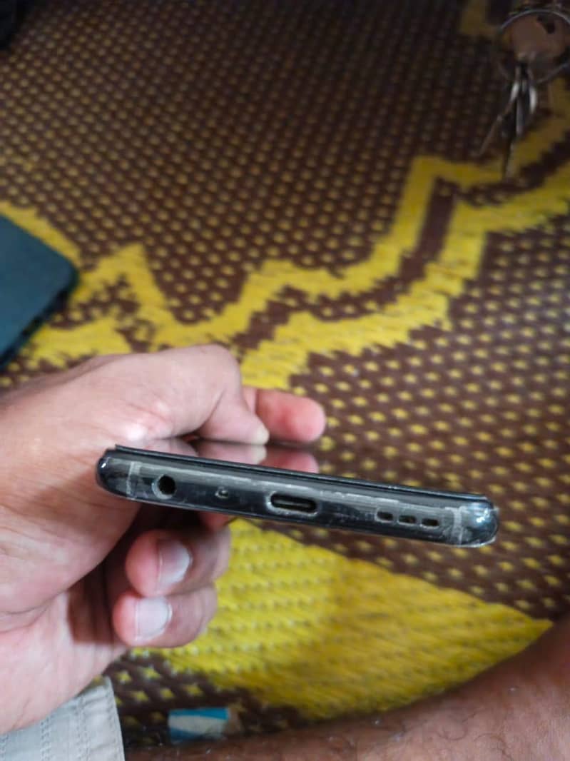 OPPO A76 4